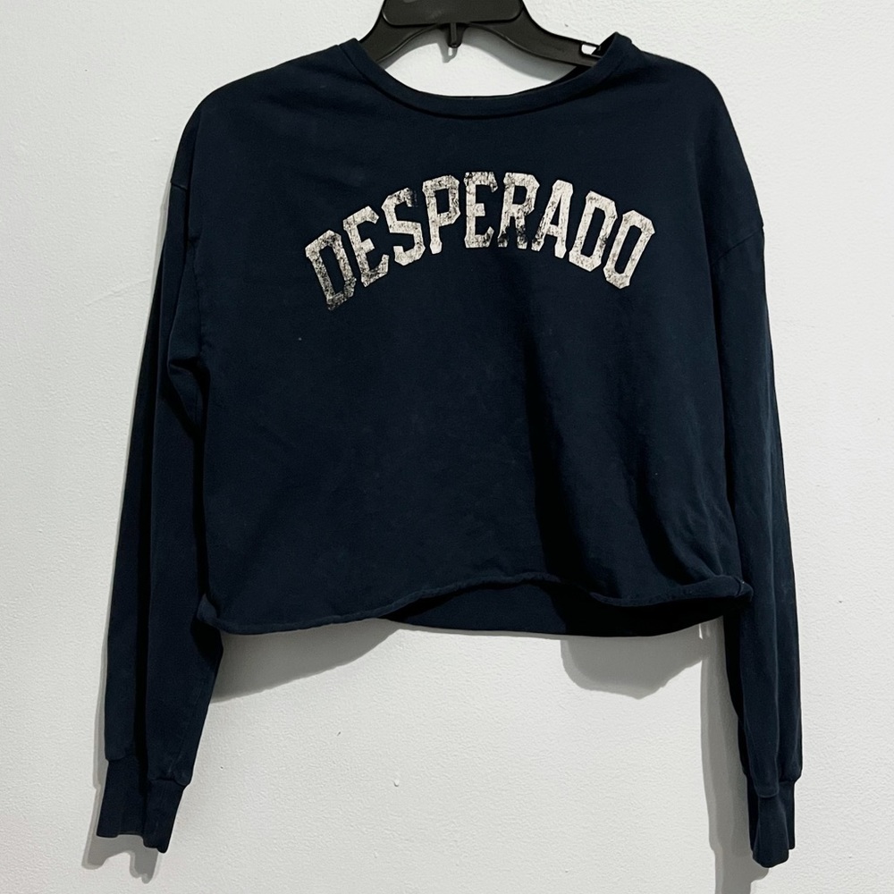 Navy blue long sleeve crop top